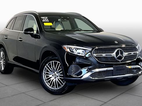 Used 2026 Mercedes-Benz GLC 300 4MATIC image 3