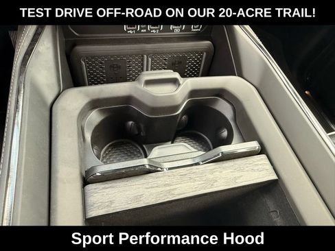 New 2026 RAM 2500 Limited AWD/4WD image 17