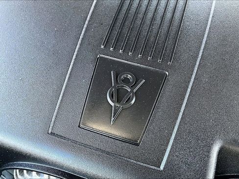 Used 2005 Lincoln Town Car Signature image 29