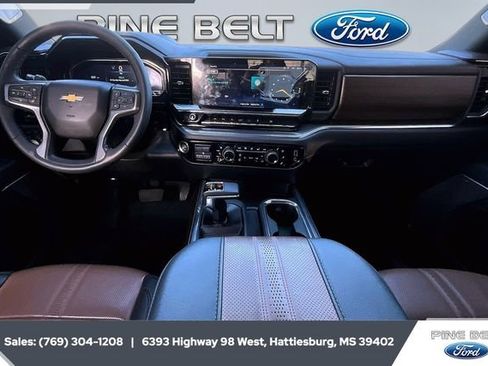 Used 2023 Chevrolet Silverado 1500 High Country w/ High Country Premium Package image 14