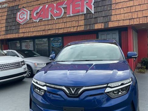 Used 2023 VinFast VF 8 Plus image 12