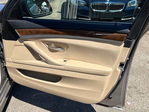 Used 2013 BMW 535i Sedan RWD image 23