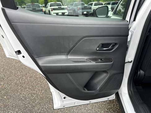New 2026 Nissan Kicks S FWD image 19
