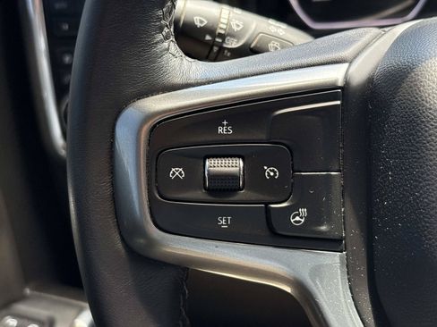 Used 2022 Chevrolet Silverado 1500 RST w/ Safety Package AWD/4WD image 19