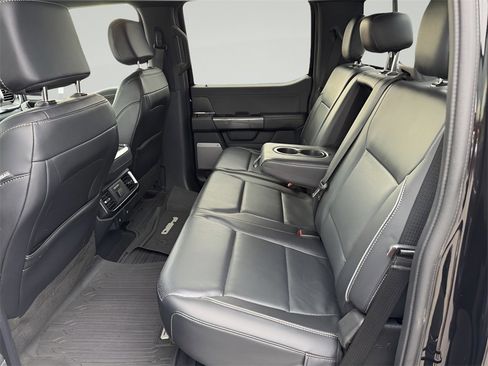 Used 2022 Ford F150 Lariat w/ Equipment Group 502A High image 23