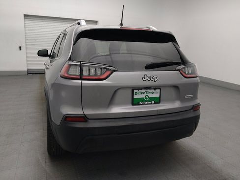 Used 2019 Jeep Cherokee Latitude w/ Popular Appearance Group FWD image 6