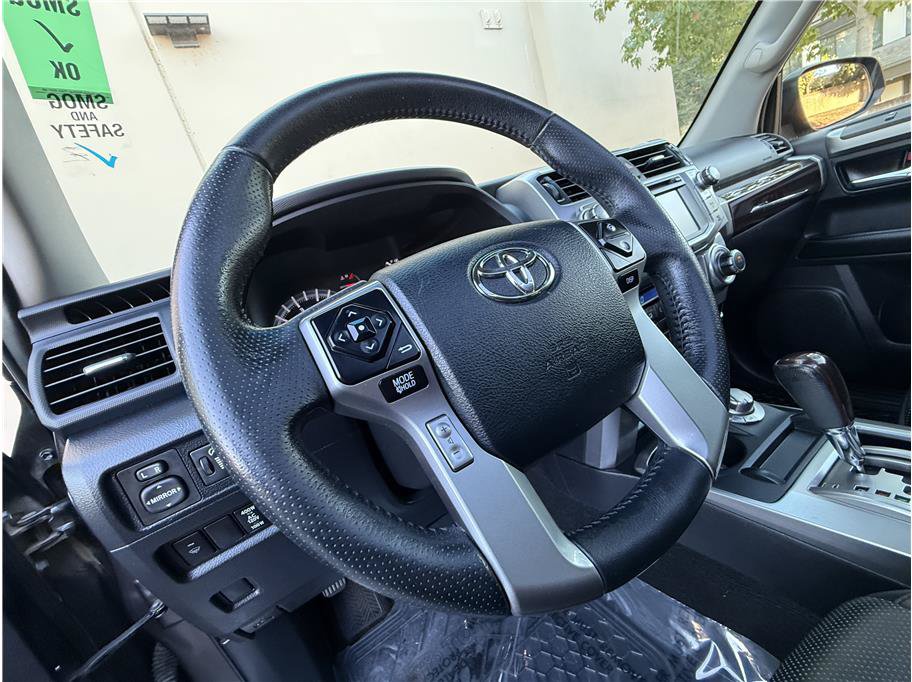 Used 2014 Toyota 4Runner Limited AWD/4WD image 13