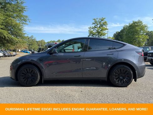 Used 2023 Tesla Model Y Long Range AWD/4WD image 3
