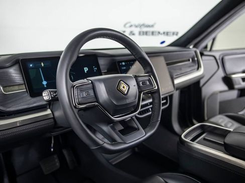Used 2025 Rivian R1S Adventure AWD/4WD image 28