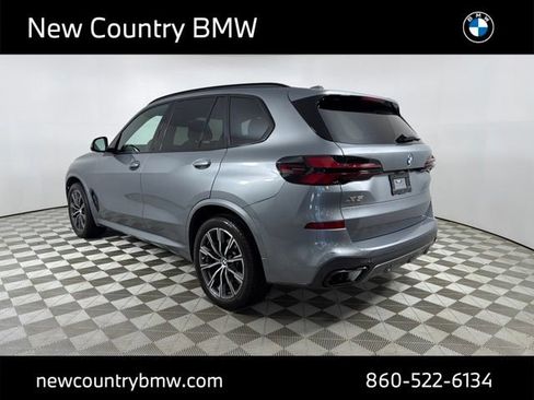 Used 2024 BMW X5 xDrive40i w/ M Sport Package AWD/4WD image 5