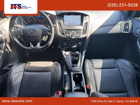 Used 2018 Ford Focus ST w/ Equipment Group 402A FWD image 18
