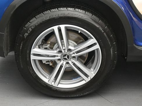 Used 2022 Mercedes-Benz GLC 300 w/ Premium Package Lite image 34