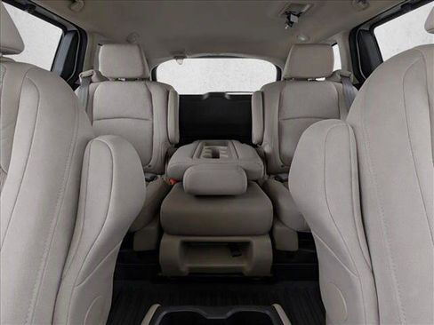 Used 2024 Honda Odyssey EX image 25