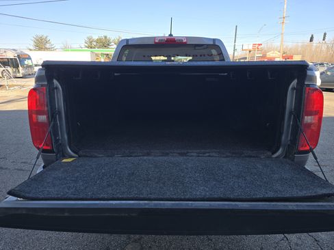 Used 2019 Chevrolet Colorado LT image 15