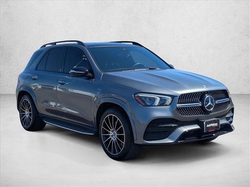 Used 2023 Mercedes-Benz GLE 450 4MATIC image 3