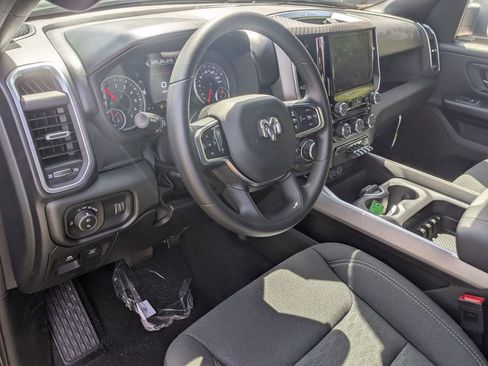 New 2026 RAM 1500 Express AWD/4WD image 13