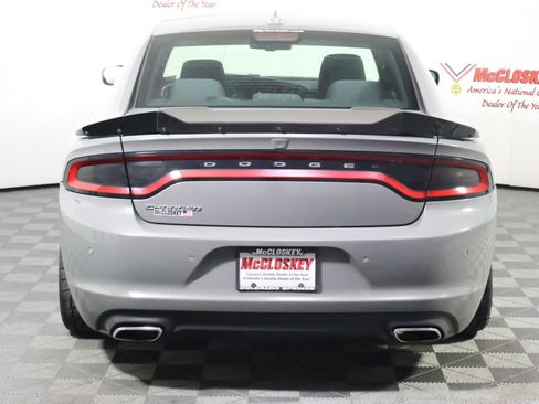 Used 2018 Dodge Charger SXT Plus RWD image 6