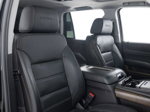 Used 2018 GMC Yukon Denali AWD/4WD image 28