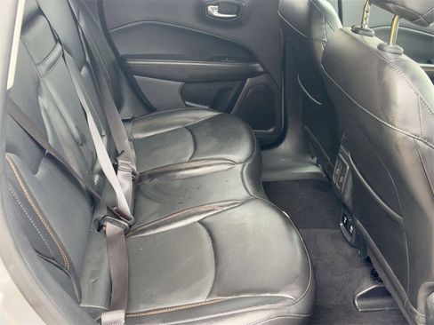 Used 2019 Jeep Compass Limited image 28