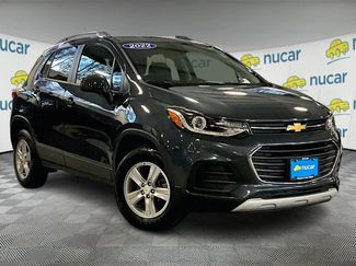 Used 2022 Chevrolet Trax LT w/ LT Convenience Package video 1