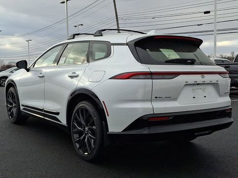 New 2026 Toyota Crown Signia image 4