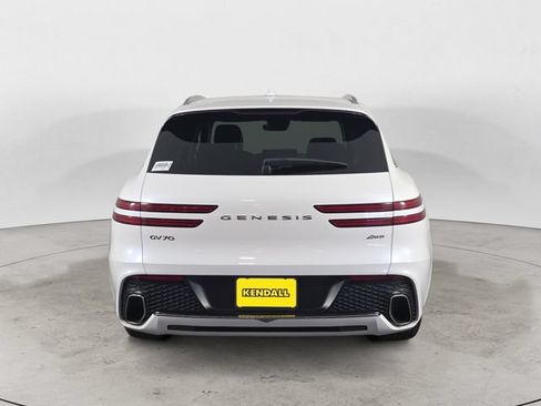 Used 2025 Genesis GV70 2.5T AWD/4WD image 4