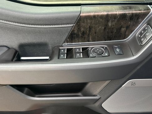 Used 2024 Ford F350 Lariat w/ Sport Appearance Package image 12