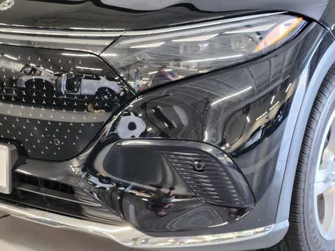 Used 2023 Mercedes-Benz EQS 450+ SUV image 12