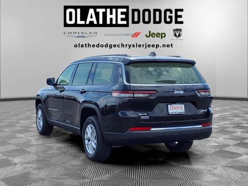 New 2026 Jeep Grand Cherokee L Laredo AWD/4WD image 3
