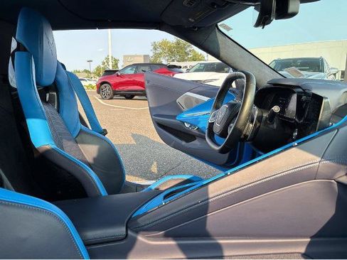Used 2023 Chevrolet Corvette Stingray Premium Conv w/ Z51 Performance Package RWD image 30
