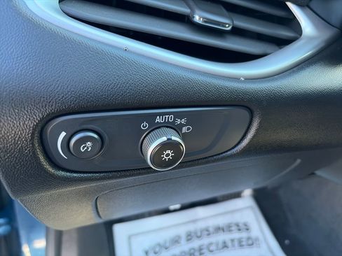 Used 2025 Chevrolet Malibu LT image 21