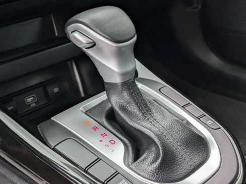 Used 2024 Kia Forte GT-Line FWD image 10