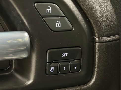 Used 2021 Chevrolet Silverado 1500 LTZ image 36