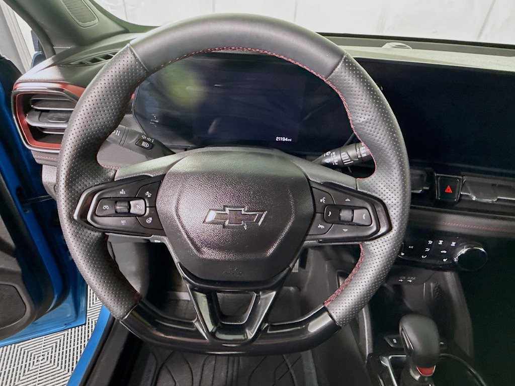 Used 2025 Chevrolet TrailBlazer RS AWD/4WD image 18