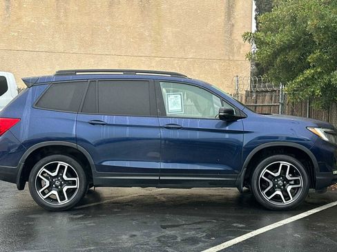 Used 2023 Honda Passport Elite image 7