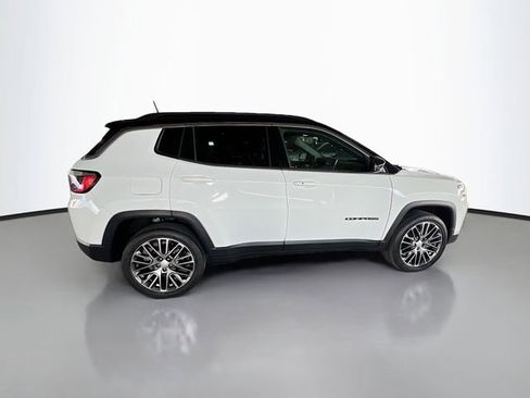 Used 2023 Jeep Compass Limited w/ Elite Group AWD/4WD image 9