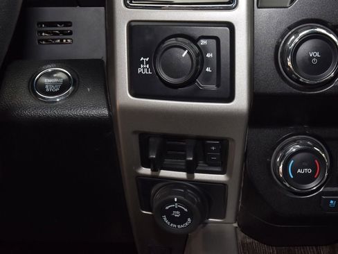 Used 2020 Ford F250 Lariat w/ Tremor Off-Road Package AWD/4WD image 30