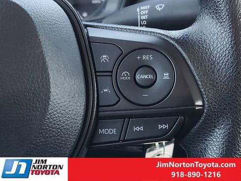 Used 2024 Toyota Corolla LE image 30