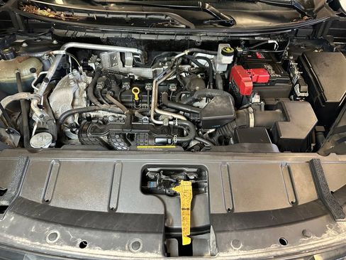 Used 2021 Nissan Rogue SV AWD/4WD image 22