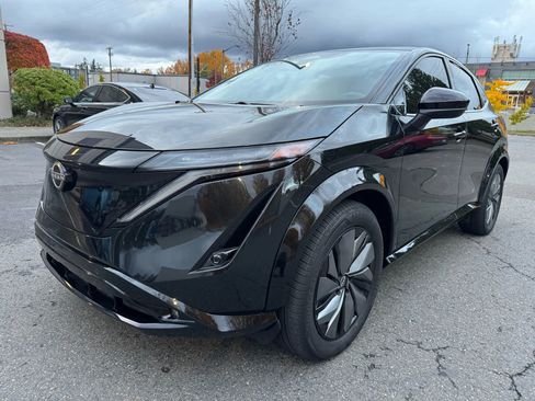 Used 2024 Nissan Ariya AWD image 4