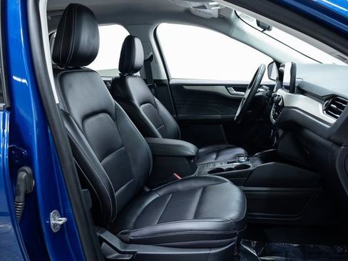 Used 2022 Ford Escape SEL w/ Technology Package image 22