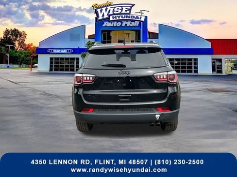 Used 2019 Jeep Compass Latitude AWD/4WD image 8