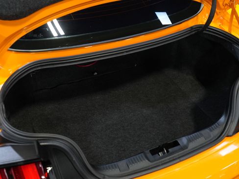 Used 2018 Ford Mustang Shelby GT350 image 48