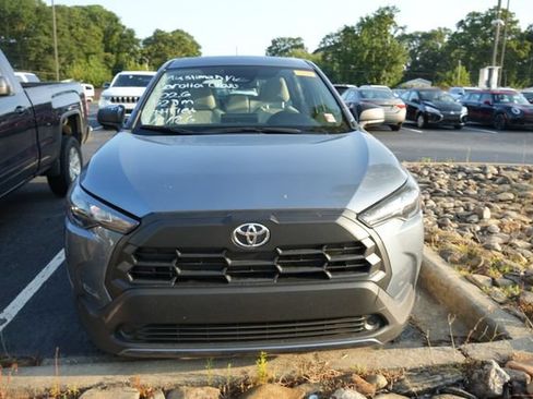 Used 2026 Toyota Corolla Cross L FWD image 2