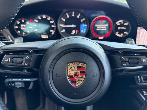 Used 2021 Porsche 911 Carrera image 29