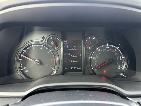 Used 2022 Toyota 4Runner SR5 image 21