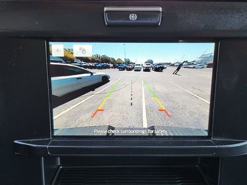 Used 2025 Ford F250 XLT image 17