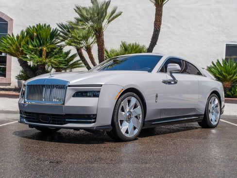 Used 2024 Rolls-Royce Spectre w/ Spectre Launch Package AWD/4WD image 1