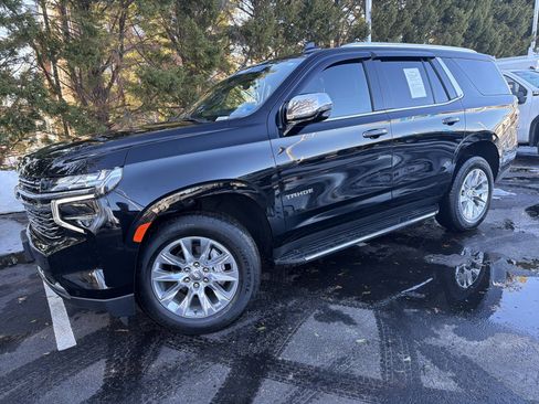 Used 2024 Chevrolet Tahoe Premier w/ Premium Package image 5