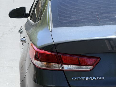 Used 2016 Kia Optima LX FWD image 20